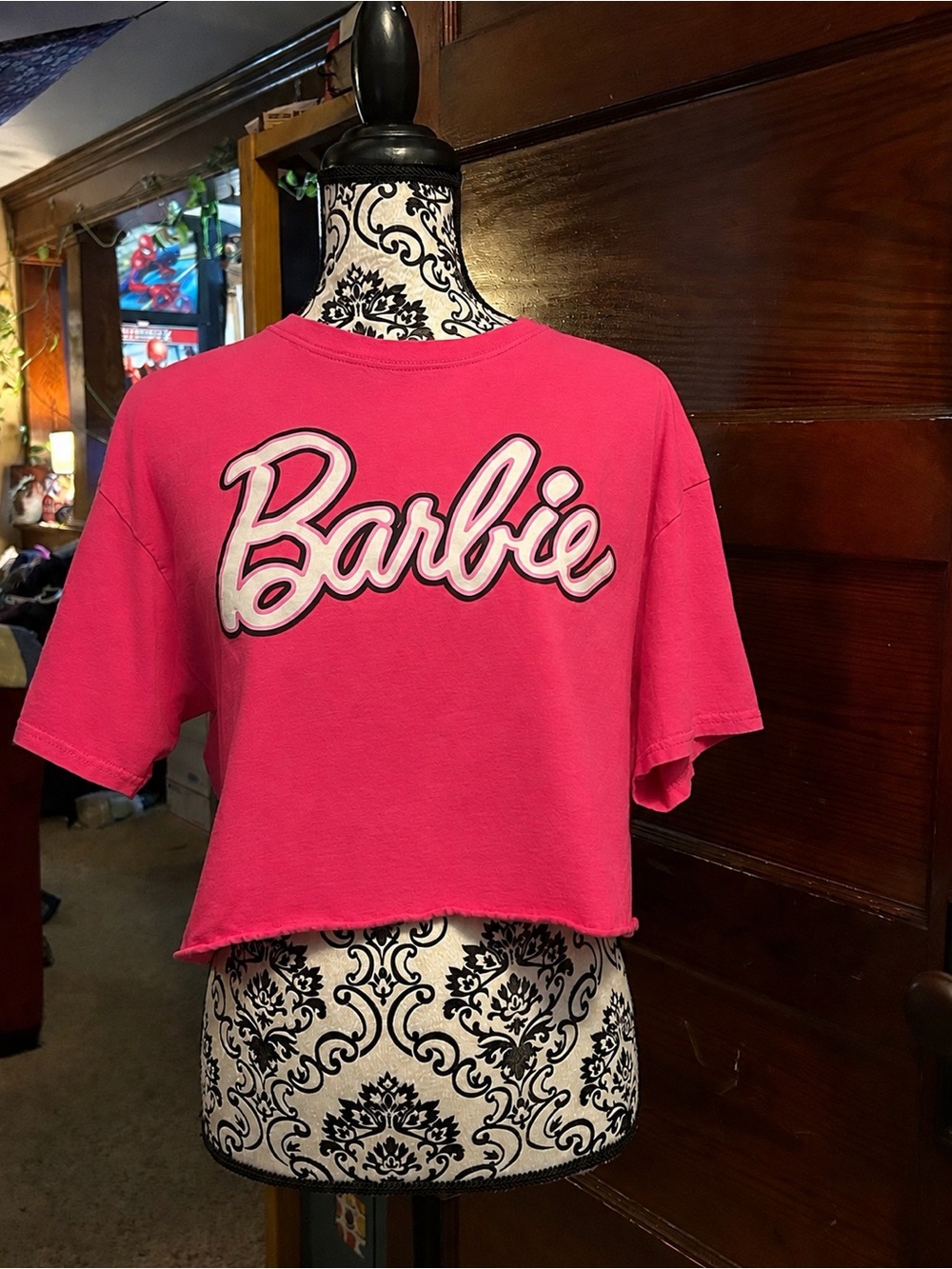 Barbie Hot Pink Cropped Short Sleeve Tee size Large